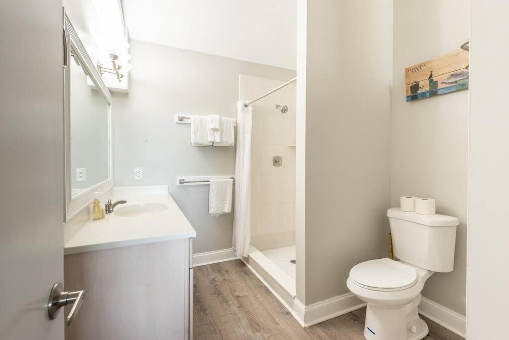 St Kitts - Downtown Waterfront Penthouse Pool Dock Parking Villa Key West Exterior photo